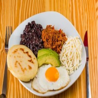 COMIDA CRIOLLA