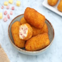 CROQUETAS DE JAM脫N